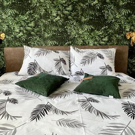 Jungle Lux Apartment Чачак Экстерьер фото