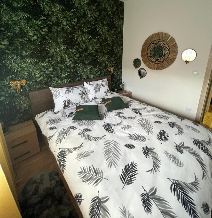 Jungle Lux Apartment Чачак Экстерьер фото
