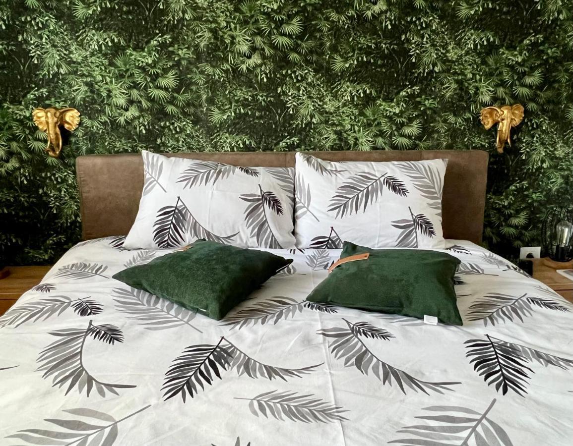 Jungle Lux Apartment Чачак Экстерьер фото